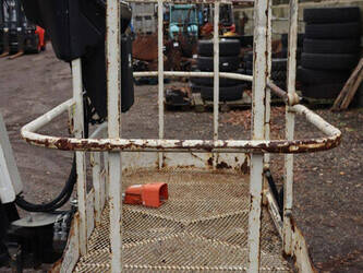 2016-nifty-hr28-44284180