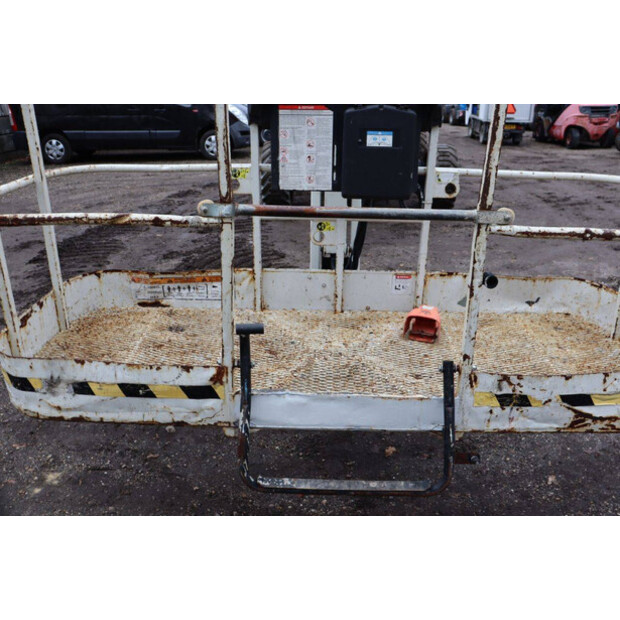 2016 NIFTY HR28-44284181