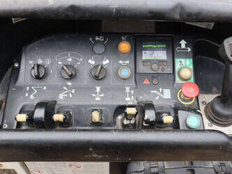 2016-nifty-hr28-44284182