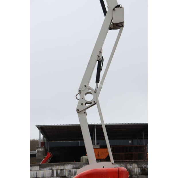 2016 NIFTY HR28-44284191