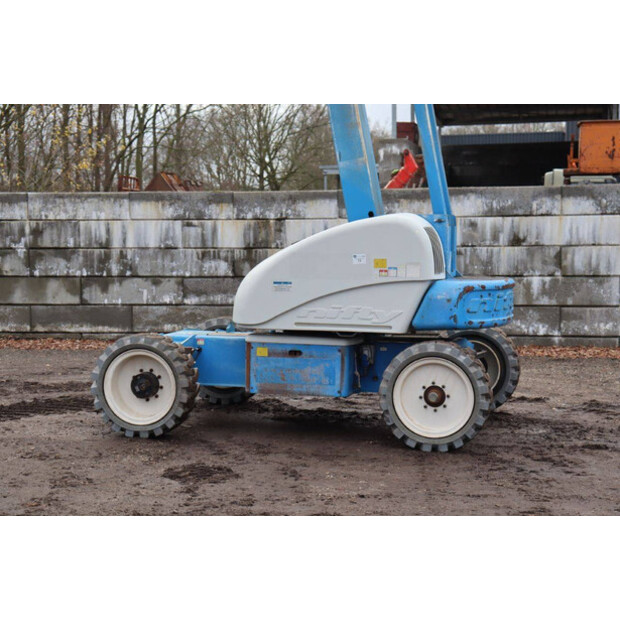 2013 نيفتي HR21DE-44284227