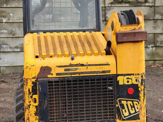 2002-jcb-160-44284287