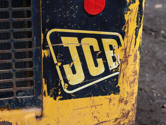 2002-jcb-160-44284288