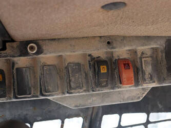 2002-jcb-160-44284300