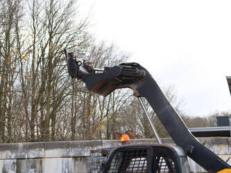 2002-jcb-160-44284306