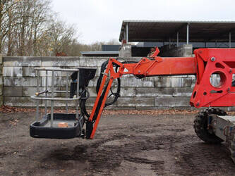 2013-nifty-hr21d-44284316