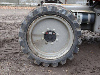 2013-nifty-hr21d-44284318