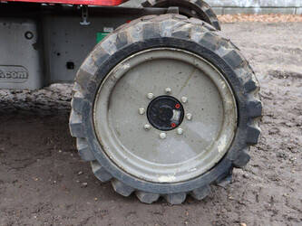 2013-nifty-hr21d-44284319