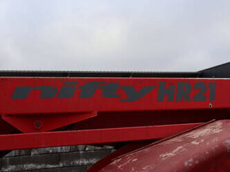 2013-nifty-hr21d-44284322