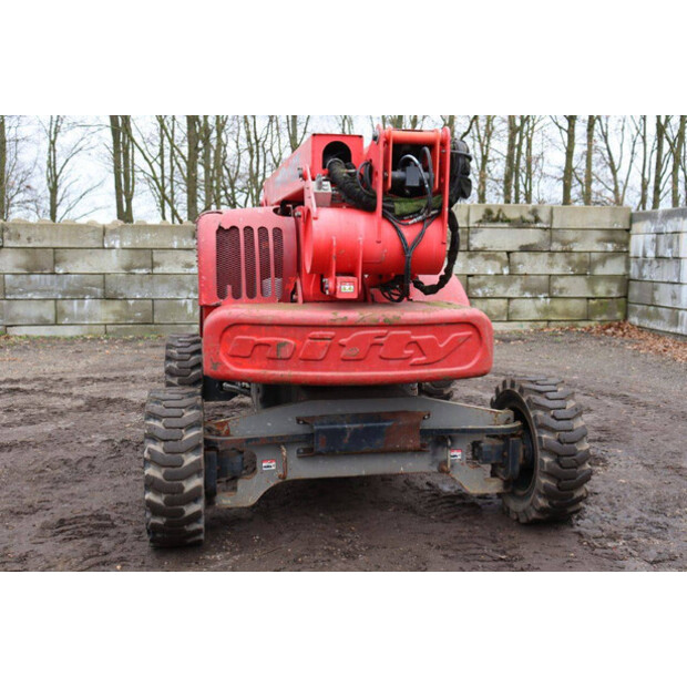 2013 نيفتي HR21D-44284324