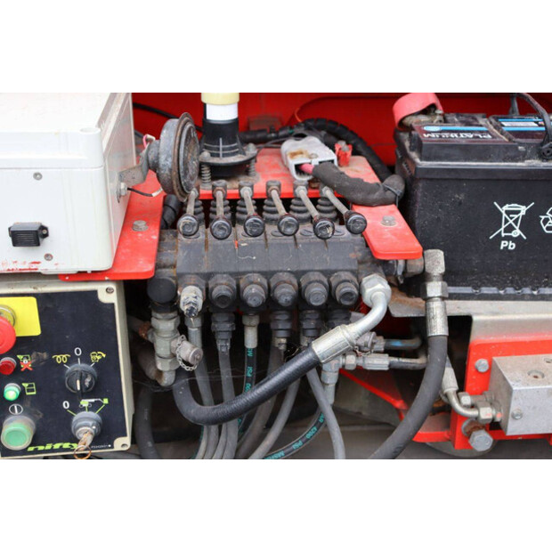 2013 نيفتي HR21D-44284329