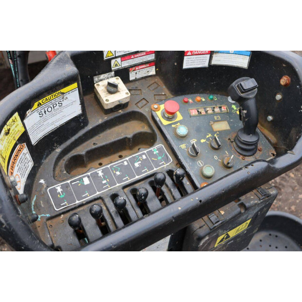 2013 نيفتي HR21D-44284337