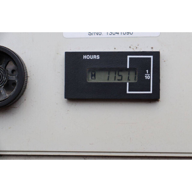 2013 نيفتي HR21D-44284340