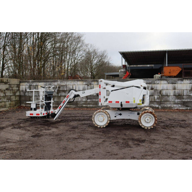 2012 جيه ال جي 340AJ-44284351