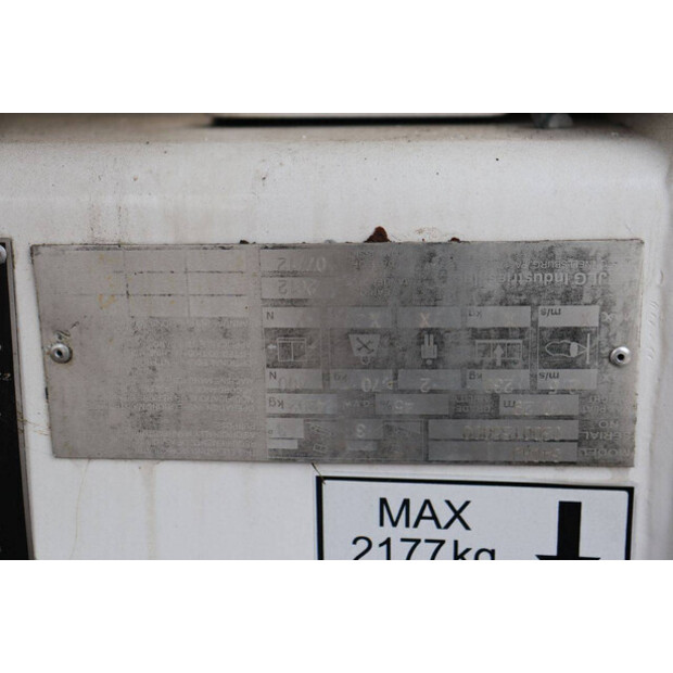 2012 جيه ال جي 340AJ-44284363