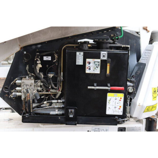 2012 جيه ال جي 340AJ-44284373