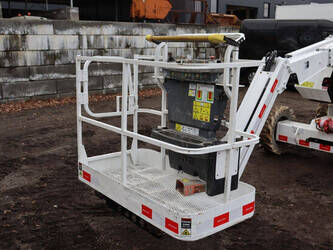 2012-jlg-340aj-1394180-44284374