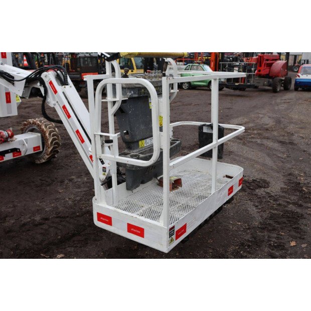 2012 جيه ال جي 340AJ-44284375