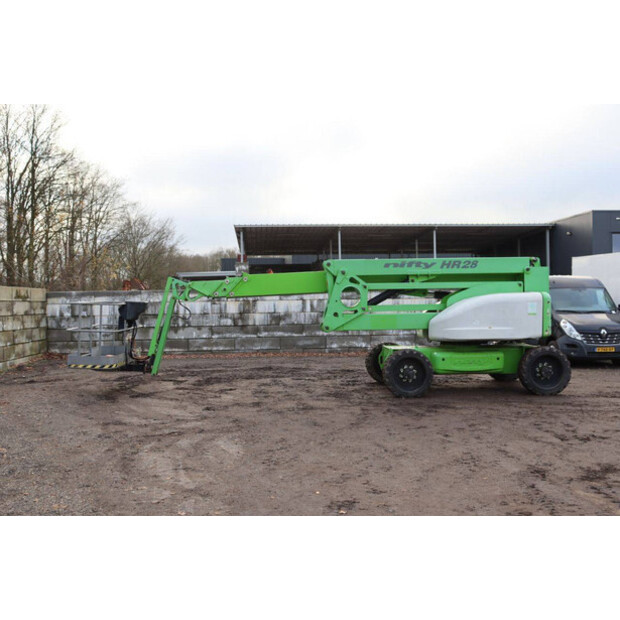 2015 NIFTY HR28DE-44284425