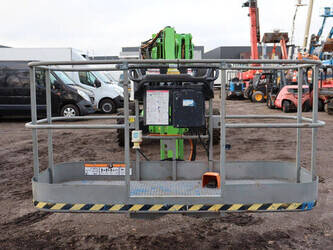 2015-nifty-hr28de-44284431