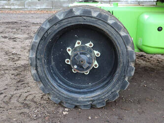 2015-nifty-hr28de-44284438