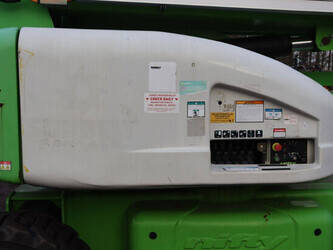 2015-nifty-hr28de-44284445