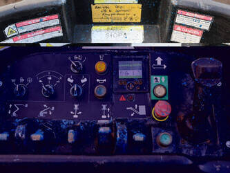 2015-nifty-hr28de-44284459