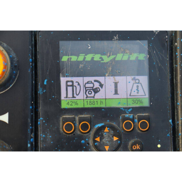 2015 NIFTY HR28DE-44284460