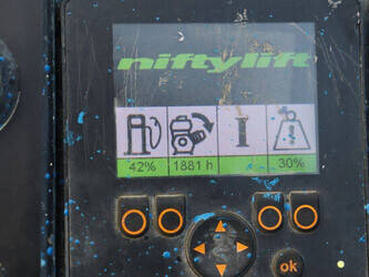 2015-nifty-hr28de-44284460