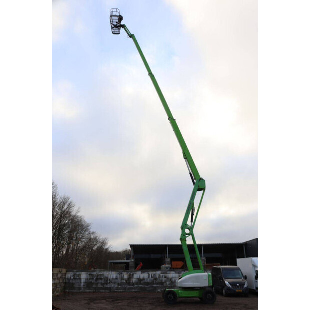 2015 NIFTY HR28DE-44284466