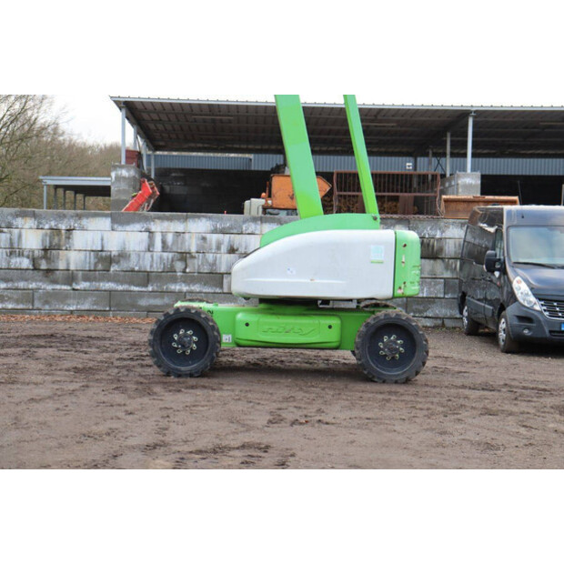 2015 NIFTY HR28DE-44284468