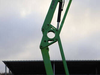 2015-nifty-hr28de-44284470