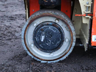 2014-jlg-1230es-1394186-44284710