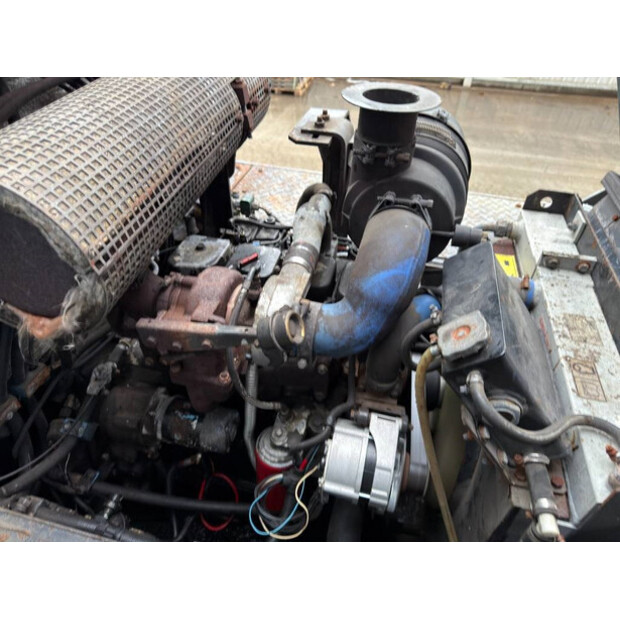 2005 بوماج BW24R-44284772