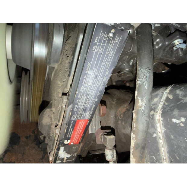 2005 بوماج BW24R-44284776