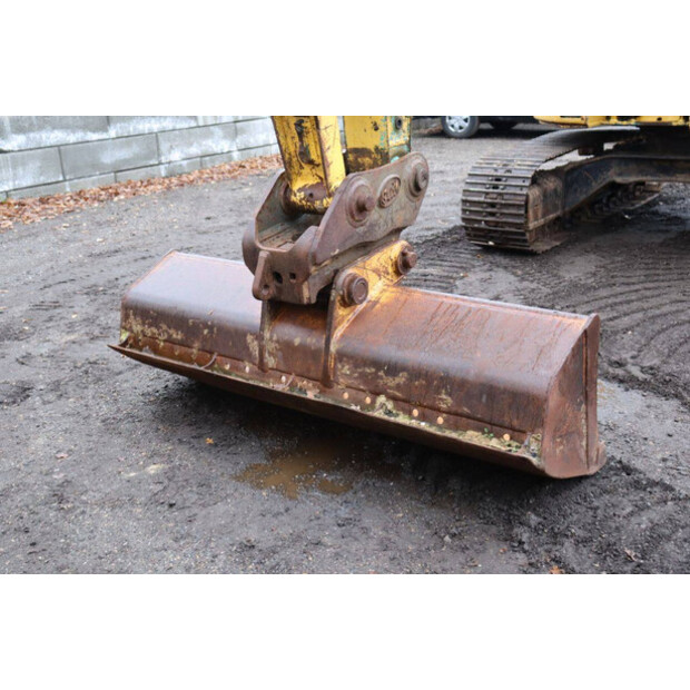 2010 New Holland E115SR-44284902