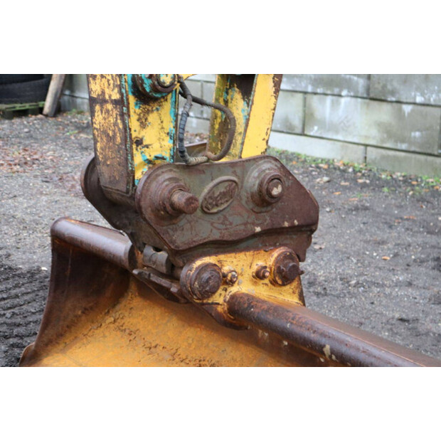 2010 New Holland E115SR-44284905