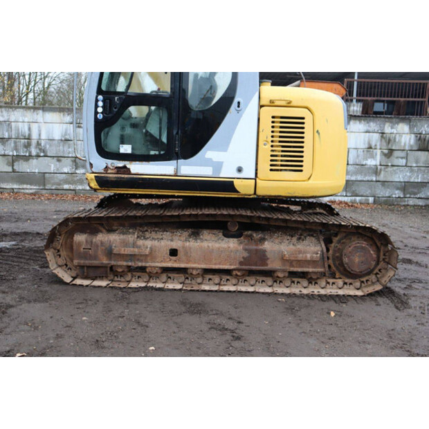 2010 New Holland E115SR-44284911