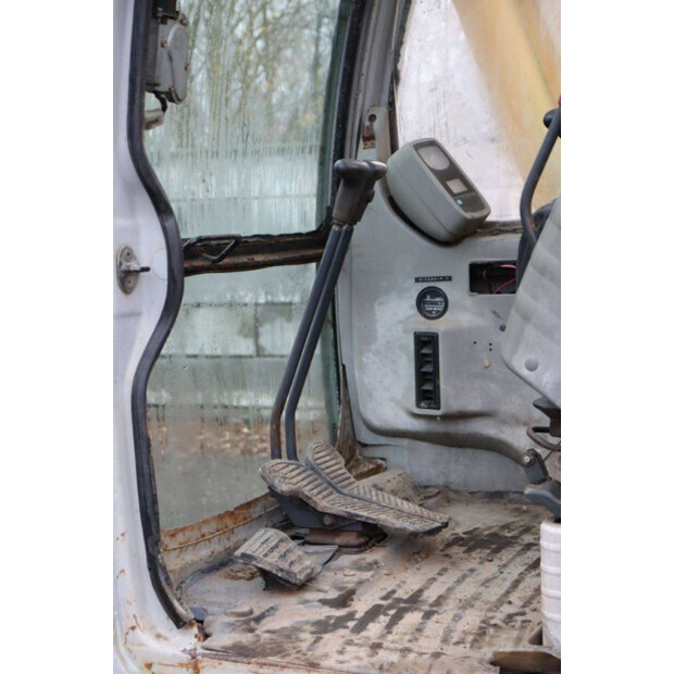 2010 New Holland E115SR-44284920