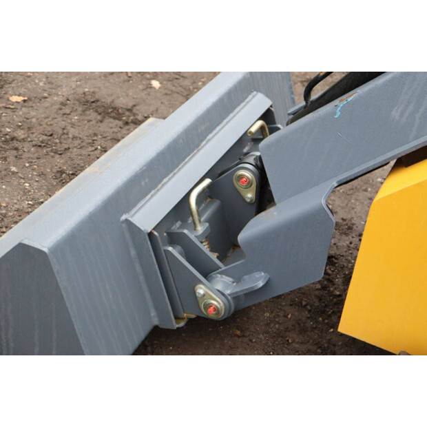 2025 ماك برو MP-S805-44284980