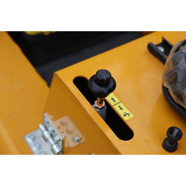 2025 ماك برو MP-S805-44284992