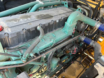 2001-volvo-a40d-1394195-44285074