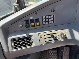 2001-volvo-a40d-1394195-44285094