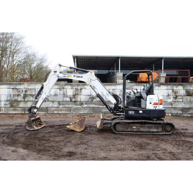 2016 BOBCAT E50-44285501