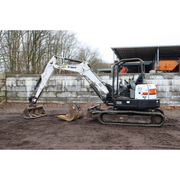 2016 BOBCAT E50-44285502