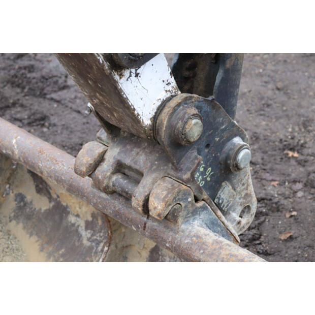 2016 BOBCAT E50-44285513