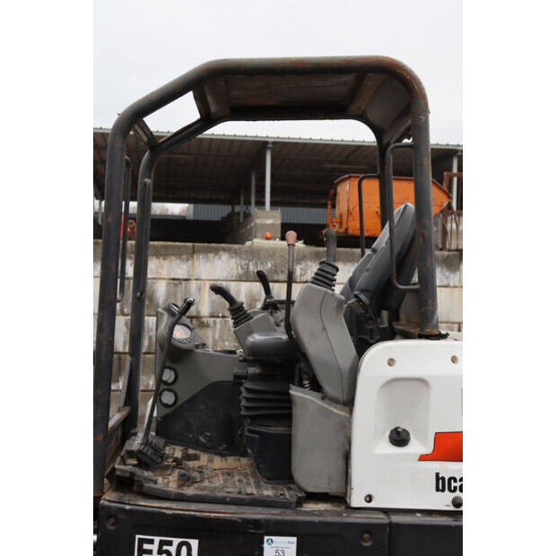 2016 BOBCAT E50-44285532