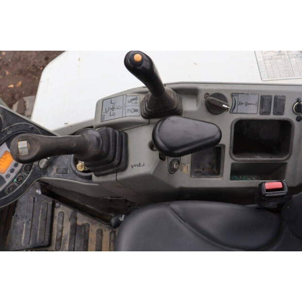 2016 BOBCAT E50-44285536