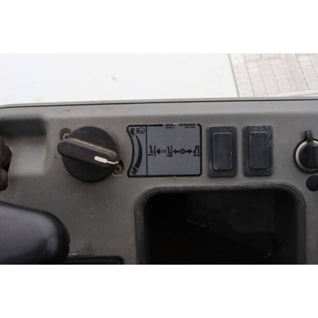 2016 BOBCAT E50-44285539