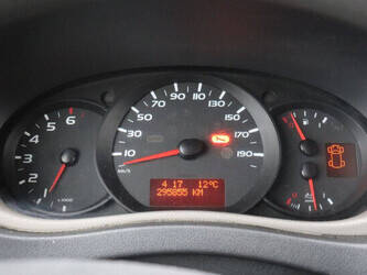 2017-renault-master-1394224-44285804